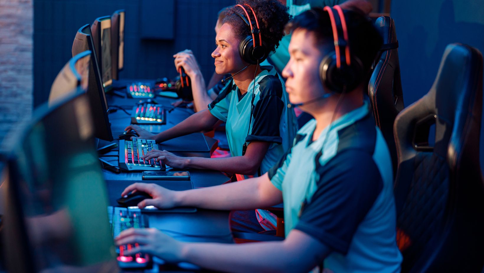 The Rise of Call of Duty Esports: From Casual Gaming to a Global Competitive Scene