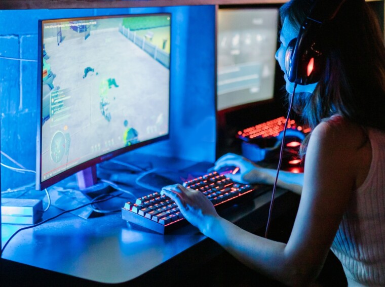 10 Smart Ways to Keep Busy and Entertained While Gaming