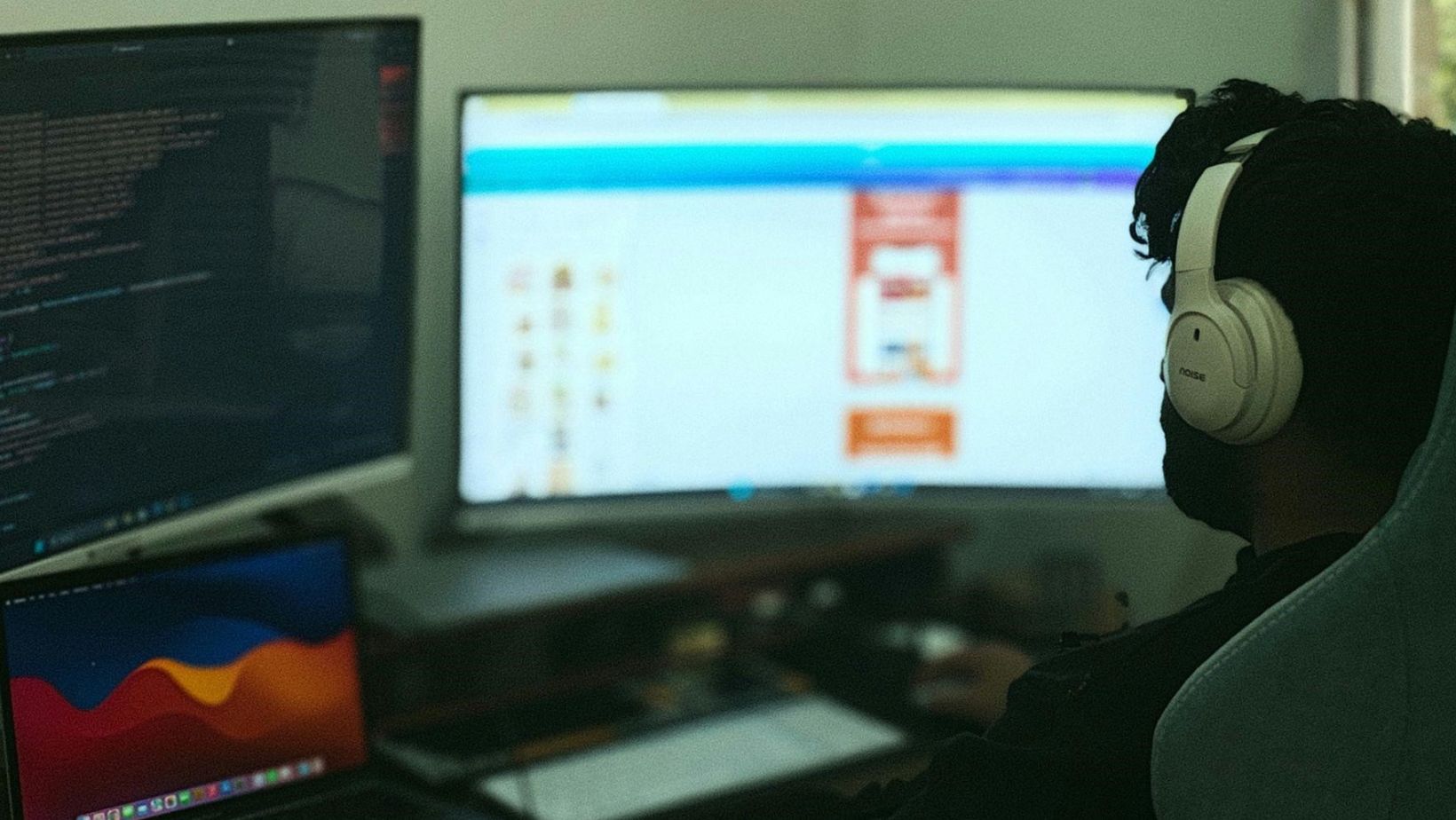 Beyond the Keyboard: Unconventional Trends in Developer Lifestyles