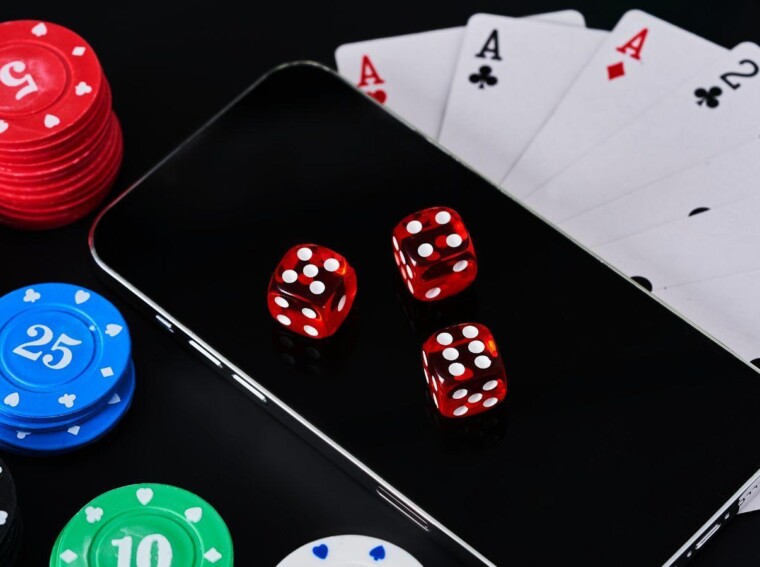 5 Card Games Worth Playing on Your Mobile